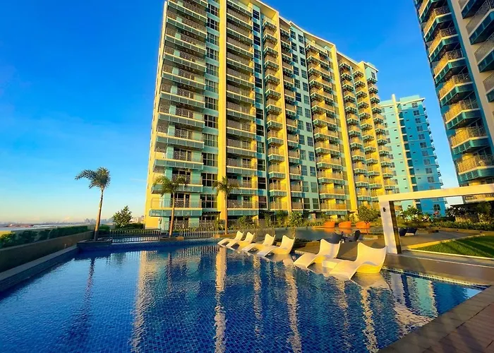 Cozy 3br Near Airport & Okada, Solaire Ii Infinity Pool Apartamento